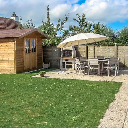 Vissershuisje 213 With Parking By Interhome Nyaraló Mispelburg