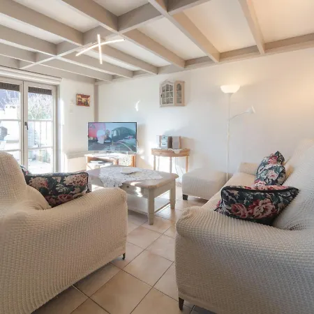 Vissershuisje 213 With Parking By Interhome